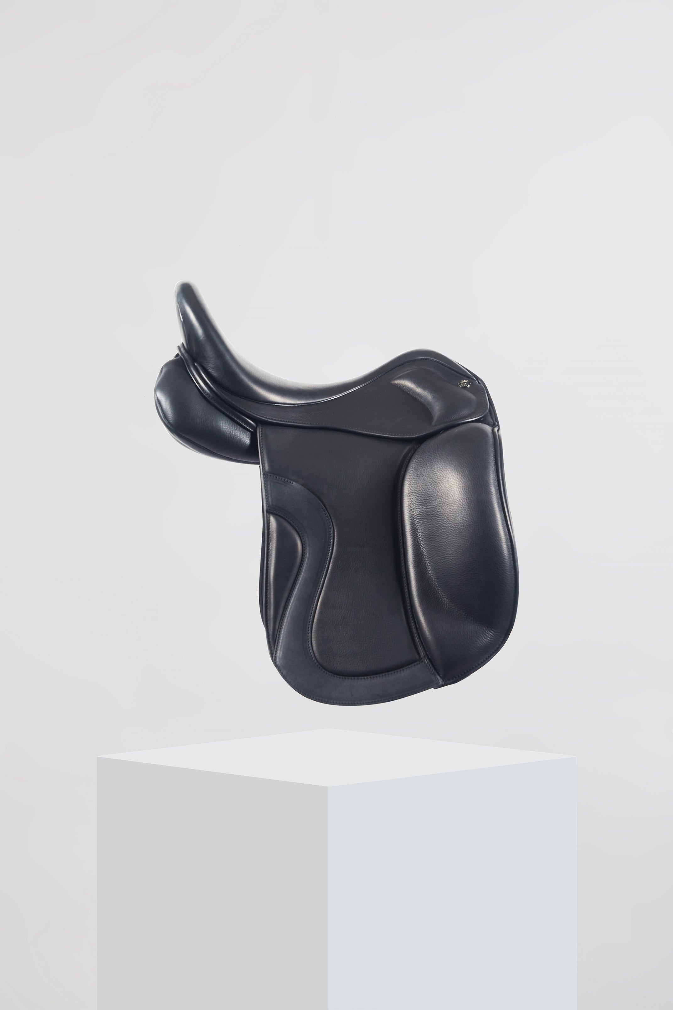 Selle de dressage Kingsley | D4