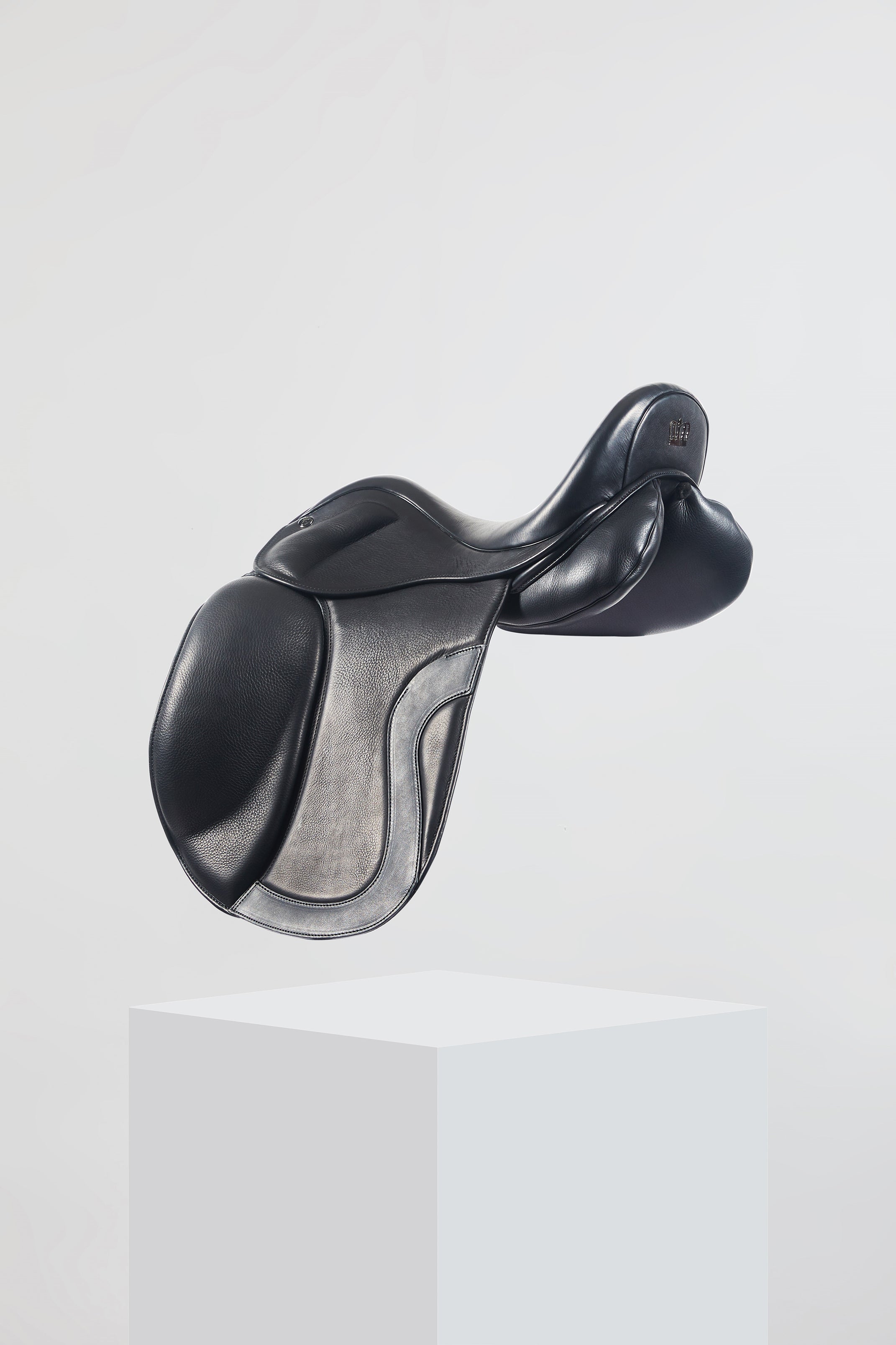 Selle de dressage Kingsley | D4