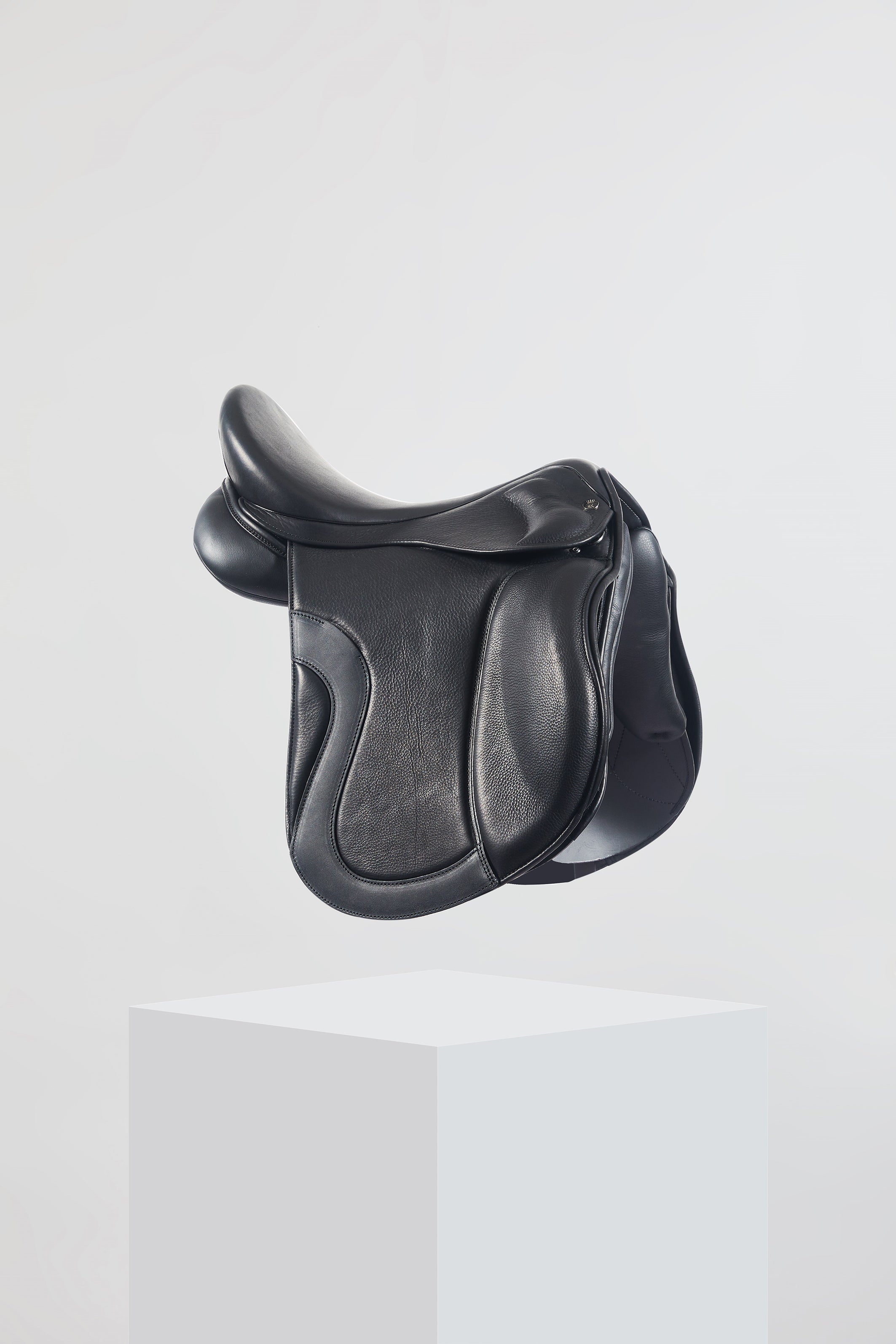 Kingsley | Dressage Saddle D1